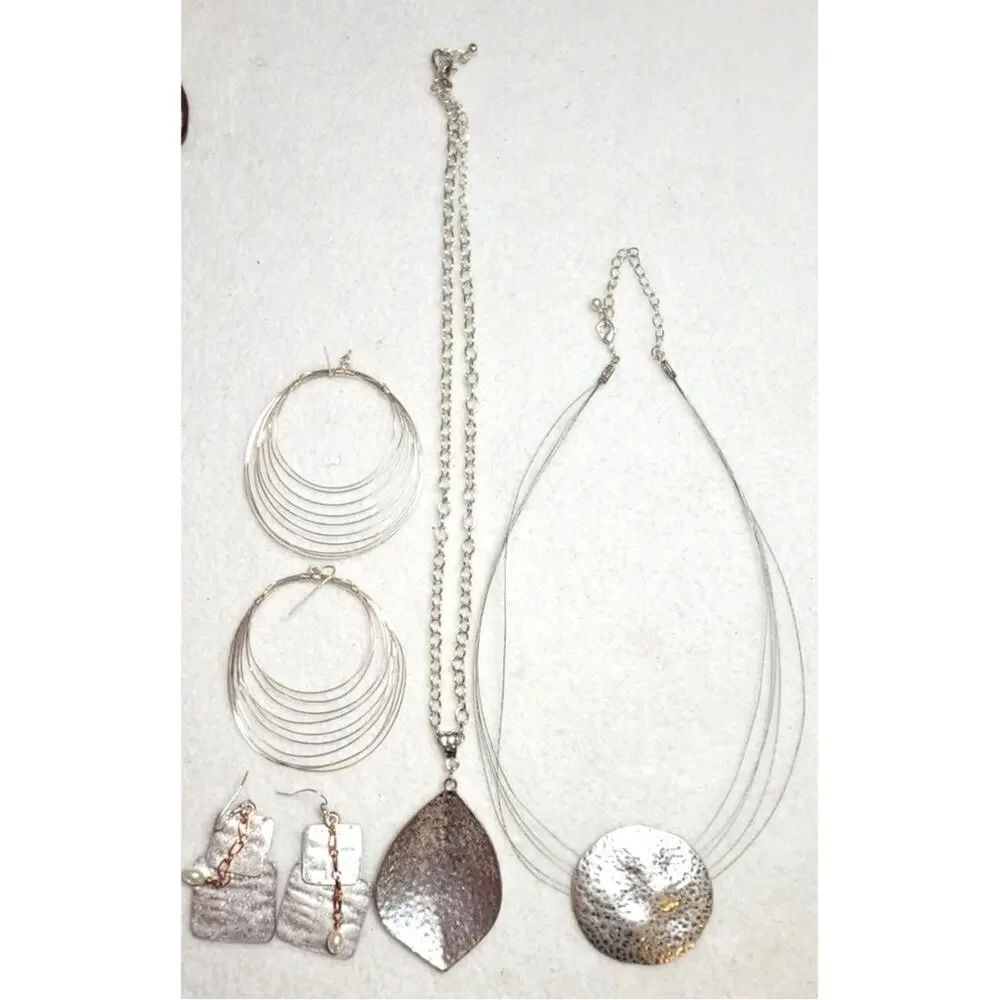 Textured Silvertone Jewelry 4 Pc Lot Chain Infinity Necklaces Pendants Earrings